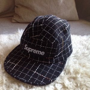 supreme boucle camp cap